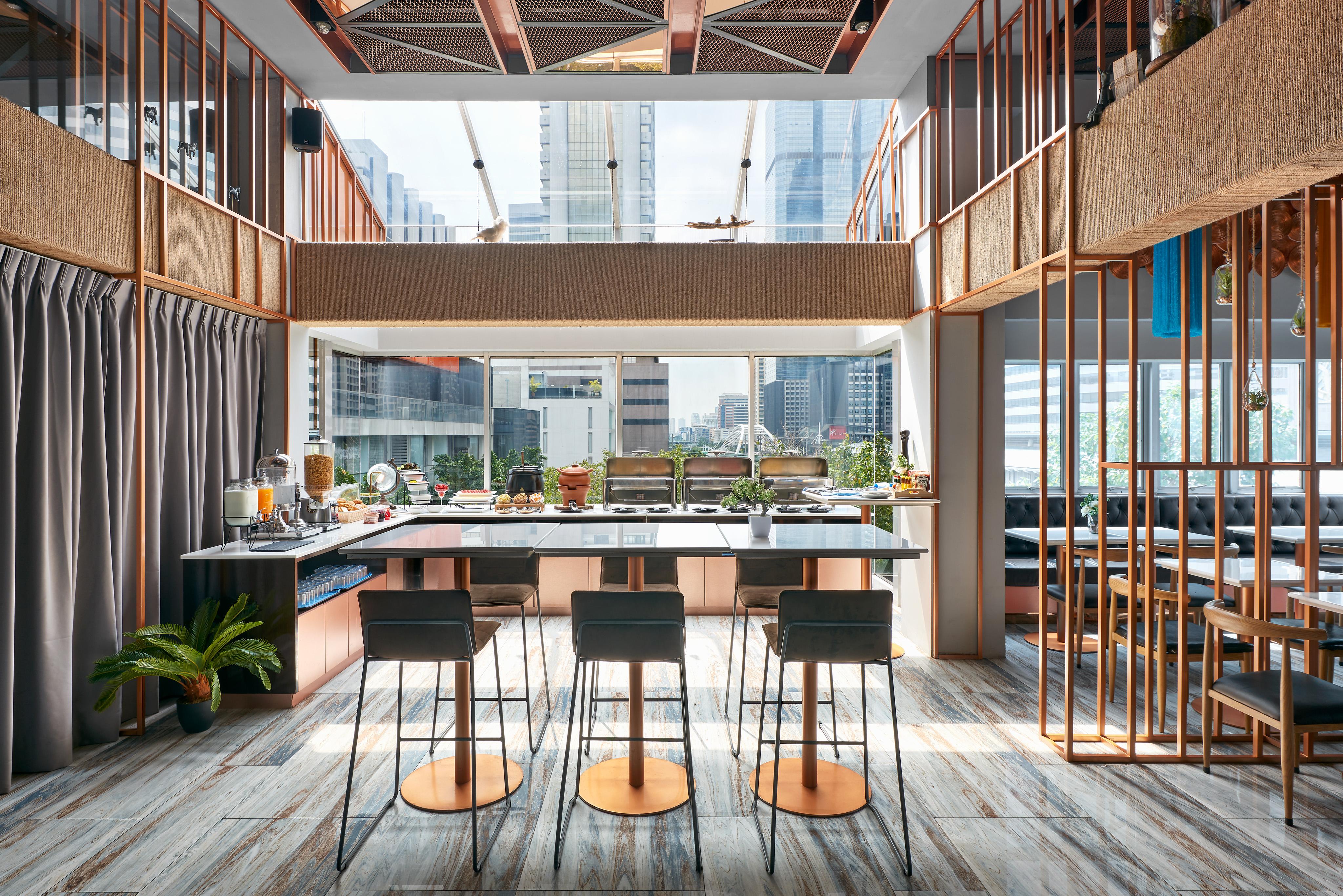 Sora Hotel Silom Бангкок Екстер'єр фото