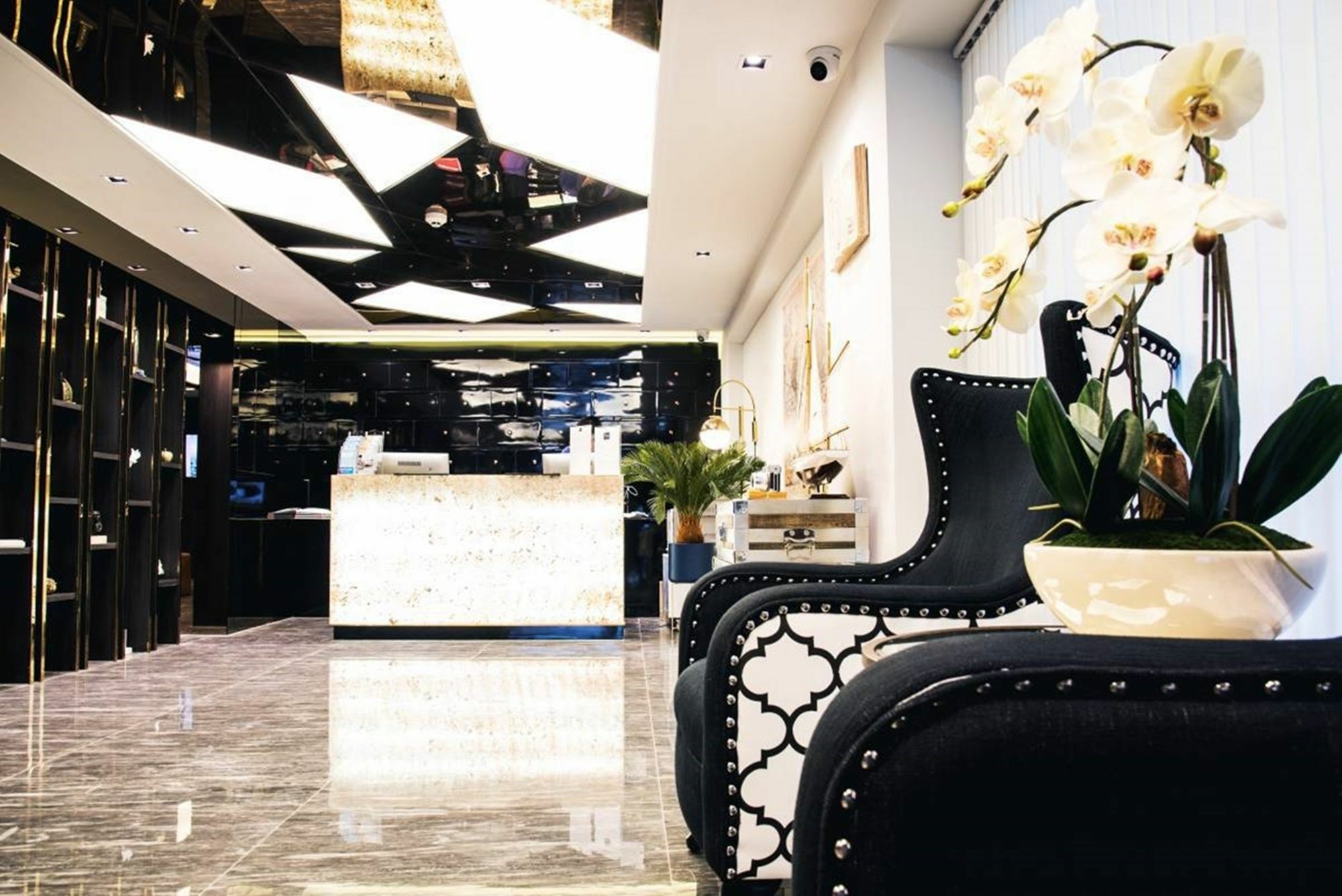 Sora Hotel Silom Бангкок Екстер'єр фото